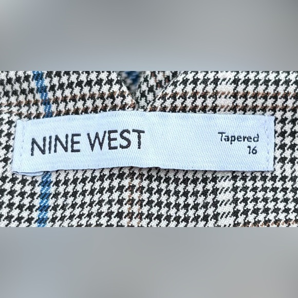 NINE WEST Plaid Dress Pants Tapered Size 16 - Picture 3 of 4